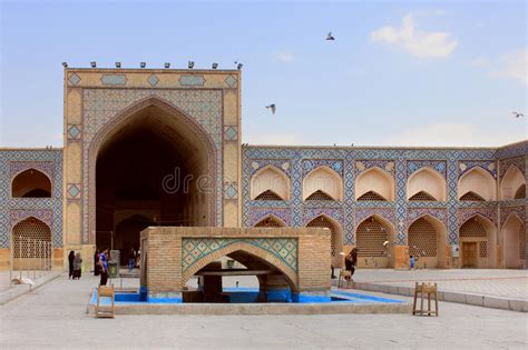 Jameh Mosque Of Isfahan Iran Editorial Image Image Of Vaulted Iran