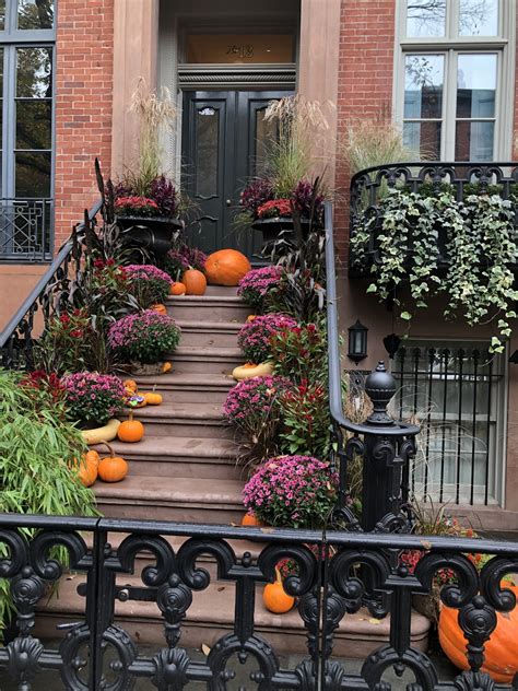 Halloween In Greenwich Village — Manhattan Contrarian