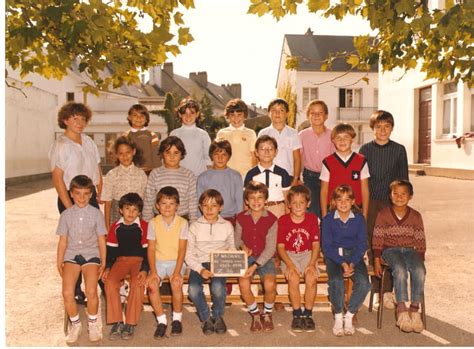 Photo De Classe Ce2 De 1983 Ecole Notre Dame De Toutes Aides Copains