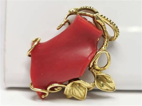 Carats Or Jaune Pendentif Ct Corail Rouge Catawiki