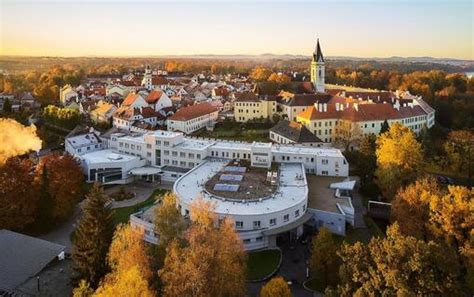 Slatinné Lázně Třeboň Lázeňský Dům Berta Lázně Třeboň Spacz