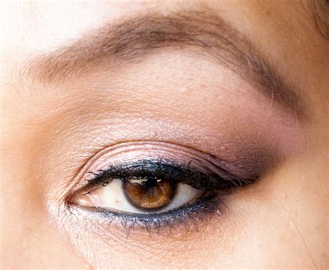 Sweet Melody FOTD Featuring Urban Decay Naked 3 Palette