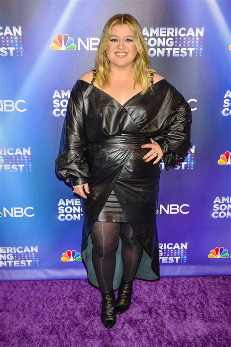 Kelly Clarkson Addresses Ozempic Rumors After Dramatic Weight Loss