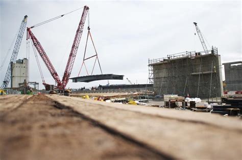 Viaduct sections arrive for Gull Wing Bridge - Bridge Design ...