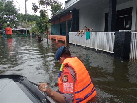 Banjir Makassar Warga Terdampak Mulai Diserang Penyakit Di Manggala Rakyat Sulsel