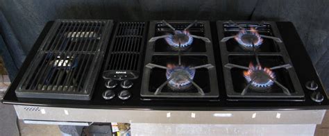 Jenn Air Downdraft Gas Cooktop - Decor Art