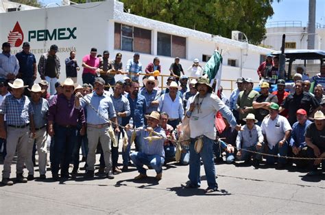 Mantienen Productores Toma De Instalaciones De Pemex