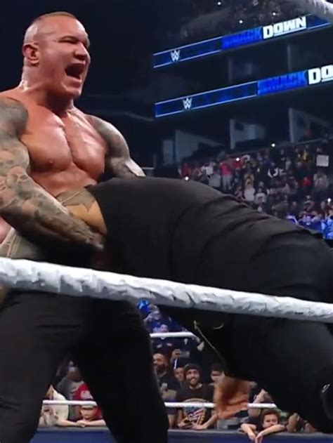 Wwe Smackdown Results December Randy Orton And La Knight Brawl With