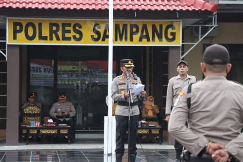 Akbp Siswantoro Pimpin Upacara Hari Satpam Ke Tahun Di Mapolres