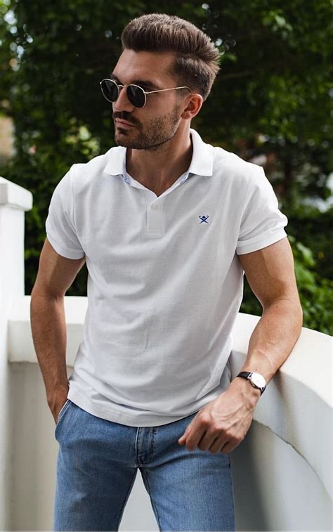 Pin By David Komay On It Man Male Style References Polo Shirt Outfits Polo Outfit Shirt