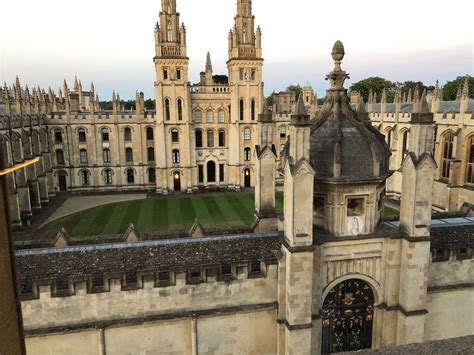 Oxford Colleges: All Souls. How to Visit & What to See