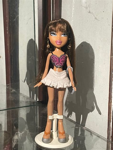 Bratz Secret Date Nevra Hobbies Toys Toys Games On Carousell