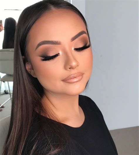 Pin By Jessica On Makeup Inspo Nude Eye Makeup Simple Makeup Prom