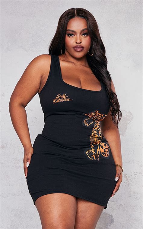 Prettylittlething Plus Black Graphic Bodycon Dress Plus Size Prettylittlething