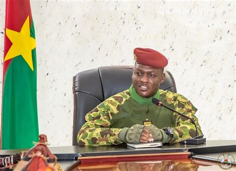 Burkina Le Capitaine Traor Remet En Cause La Confection Du Nouveau