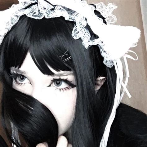 Pin by yashiro on アバター random pfp Emo makeup Eye makeup Gothic