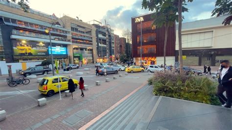 Walking Bogotá Colombia Zona Rosa Zona T Youtube