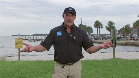 The Weather Channel Jim Cantore Reporting In Cedar Key Fl Youtube