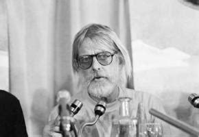 Hal Ashby Biography, Hal Ashby's Famous Quotes - Sualci Quotes 2019