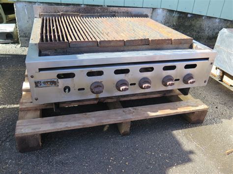 Wolf Outdoor Gas Grill 36x31