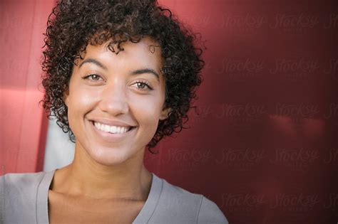 «young African American Actress Headshot Del Colaborador De Stocksy