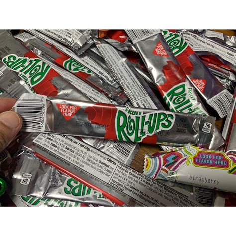 Fruit Roll Ups Flavored Snacks Strawberry Flavour Shopee Philippines