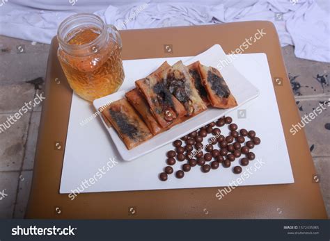 Piscok Pisang Coklat Kind Traditional Snack Stock Photo 1572435985