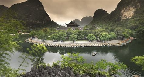 » vietnam-temples-1186×640