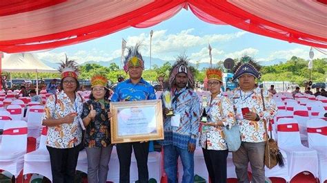 Penas Tani Di Padang Papua Barat Daya Boyong Penghargaan Stand Pameran