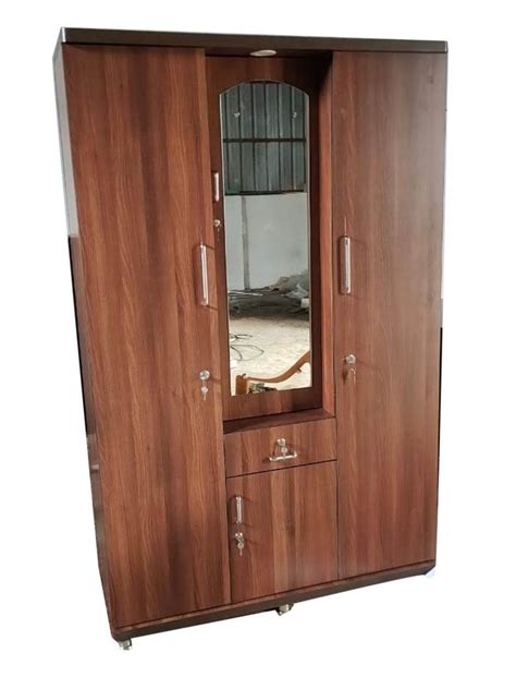 Brown 2 Door Wooden Wardrobe With Locker At Rs 15000 Piece In Mysuru