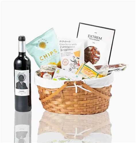 Order Premium Snack T Basket To Spain