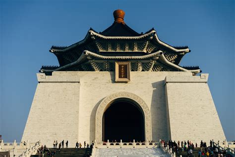 Chiang Kai-shek Memorial Hall • VIARAMI