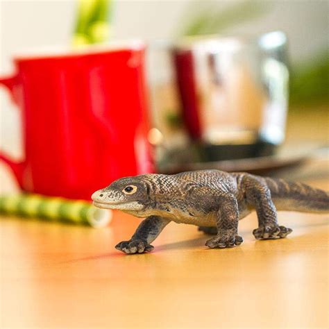 Komodo Dragon Toy | Wildlife Animal Toys | Safari Ltd®