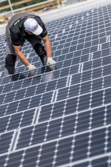 Solar Panel Output Exceeds Energy Input: Study Reveals