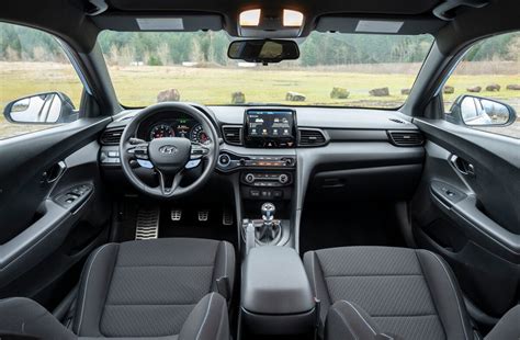 2020 Hyundai Veloster: 64 Interior Photos | U.S. News