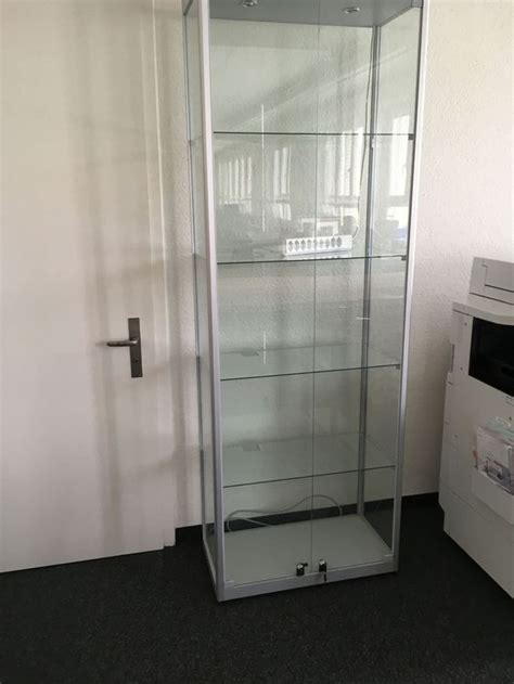 Abschliessbare Glasvitrine Kaufen Auf Ricardo