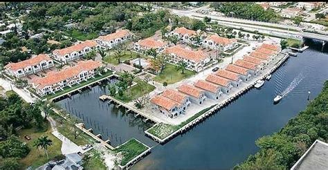 2948 Hidden Harbour Ct 2948 Fort Lauderdale Fl 33312 Zillow