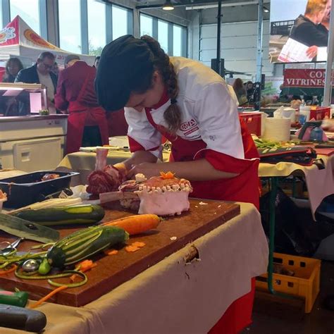 A Charolles Les Apprentis Bouchers Montrent Leurs Talents Maison Terrier