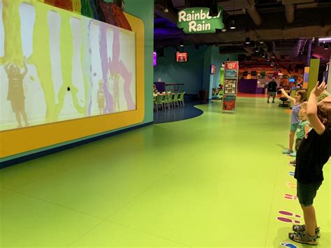 Crayola Experience Mall Of America Review Minnemama Adventures