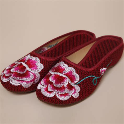 New Arrival Ma Flowers Chinese Embroidered Slippers In Slippers