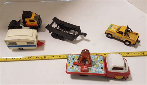 Vintage Tonka Trucks & Cars - Schmalz Auctions