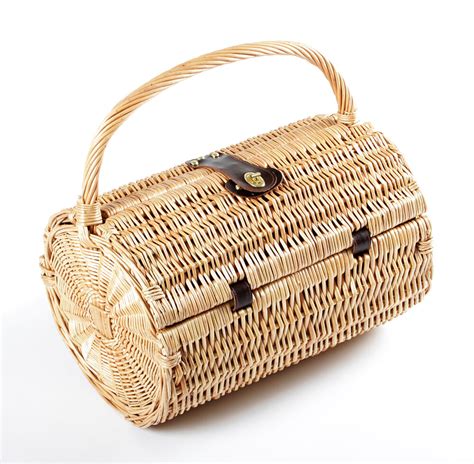 Henley Willow Picnic Hamper For Two People Picnicware