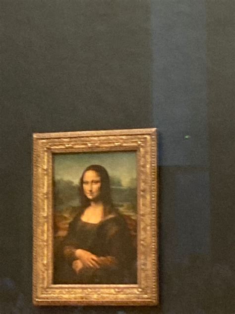 Mona lisa louvre