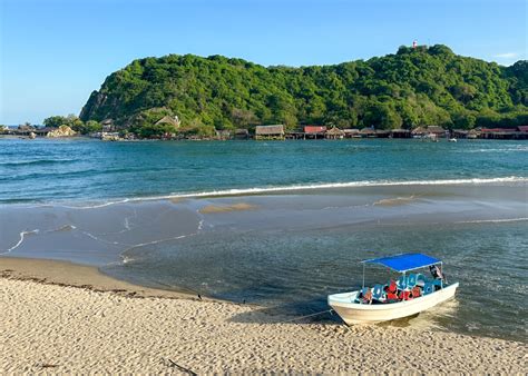 12 Amazing Oaxaca Beaches - Schuck Yes