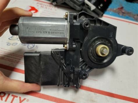 1996 2001 Audi A4 FPG 12V 0 130 821 696 Bosch Window Motor Driver Side