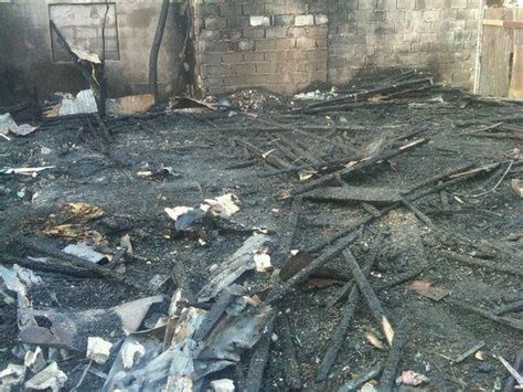 Video Incendio En Villa Consuelo Destruye Casa Y Negocio VillaconMundial