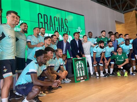 Así vivimos la despedida de Sergio Canales con el Real Betis Estadio