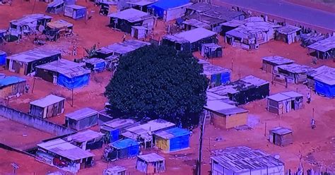 G Gdf Retira Barracos Na Etapa De Desocupa O De Terreno Na Br