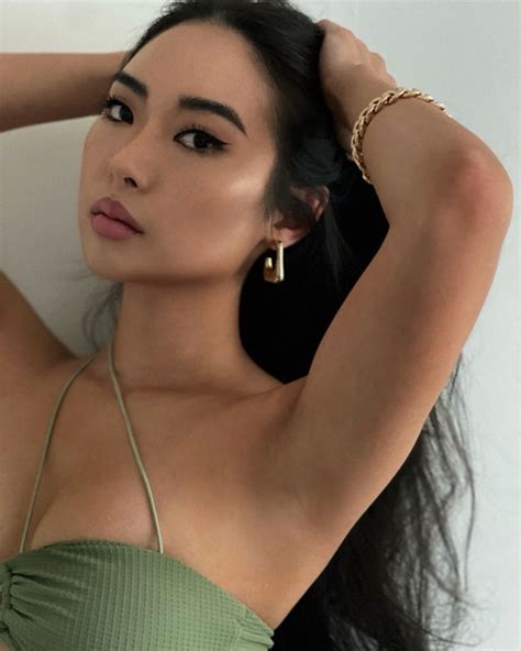 Hot Sexy Stephanie Ahn Bikini Pics