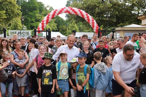 Dzie Dziecka W Bajecznym Ogrodzie Kancelarii Premiera Robert